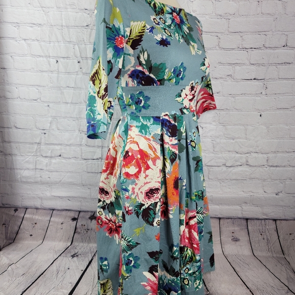 Mint Limit | Floral RetroDress - Picture 4 of 16
